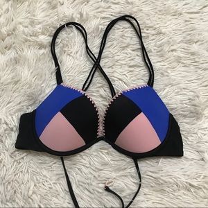 Shade & Shore Color Blocked Bikini Top